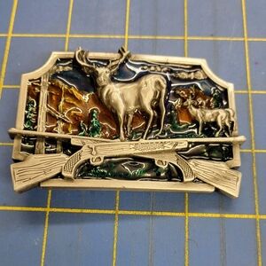 Western Buckle Unisex Brand New Deer & Rifle Silver Tone